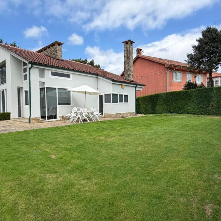 Villa Mouronzon con Finca 2500 m2 a 5 min centro - Villa - 66