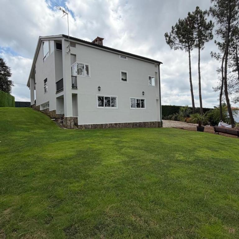 Villa Mouronzon con Finca 2500 m2 a 5 min centro - Villa - 68