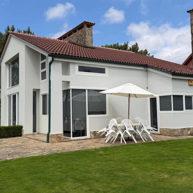 Villa Mouronzon con Finca 2500 m2 a 5 min centro - Villa - 71