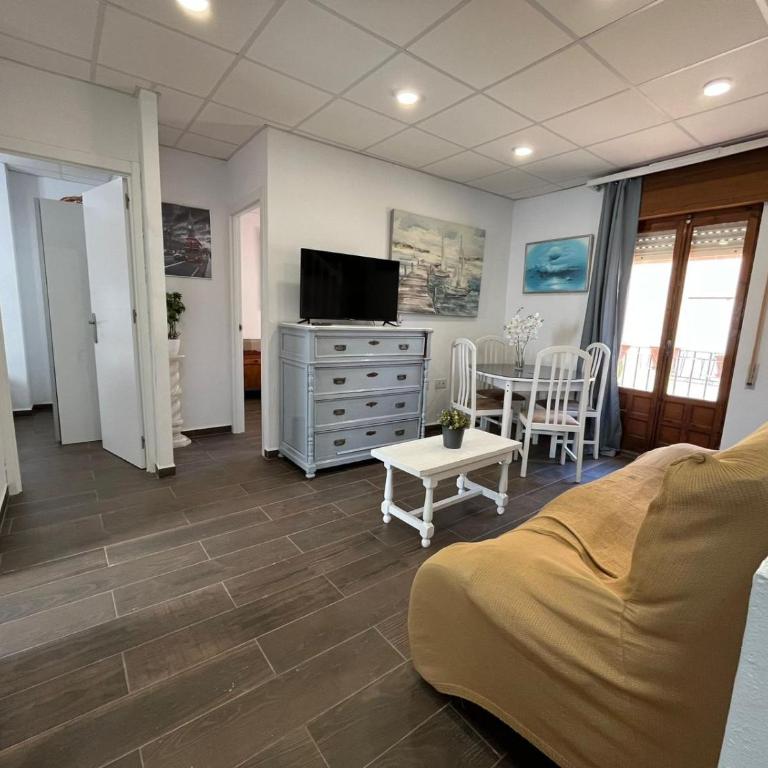 Casa reformada en el caso antiguo de Almuñécar - Casa de 4 dormitorios - 13