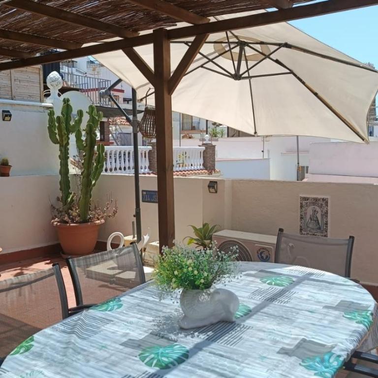 Casa reformada en el caso antiguo de Almuñécar - Casa de 4 dormitorios - 16