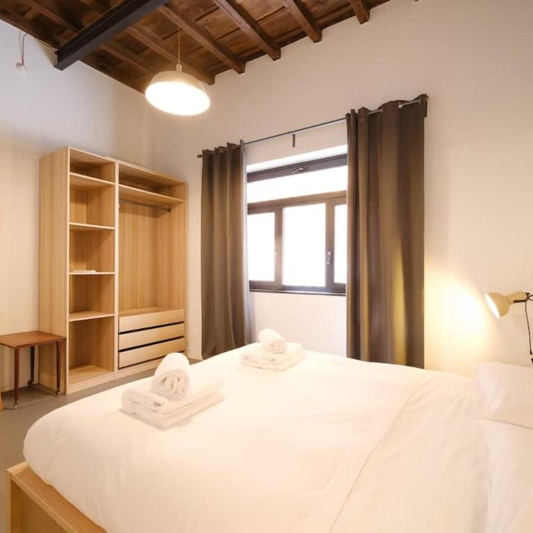 Golden House BuddyRent - Appartamento con 2 Camere da Letto - 1