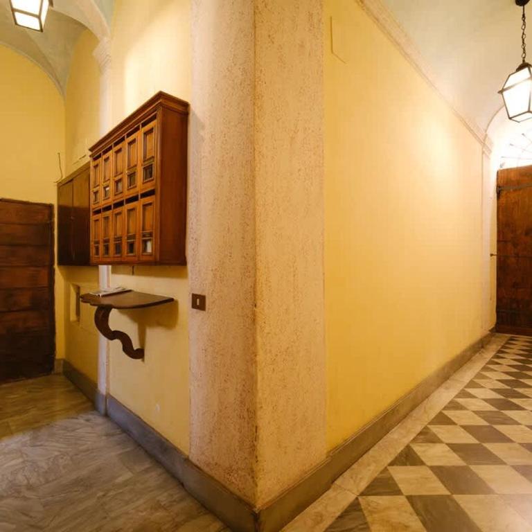 Golden House BuddyRent - Appartamento con 2 Camere da Letto - 39