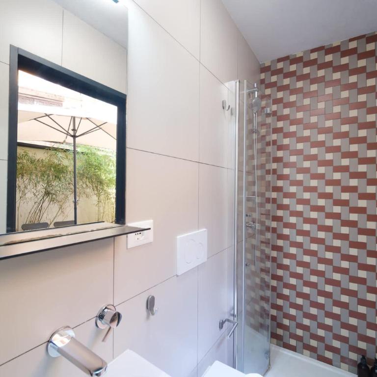 Golden House BuddyRent - Appartamento con 2 Camere da Letto - 44