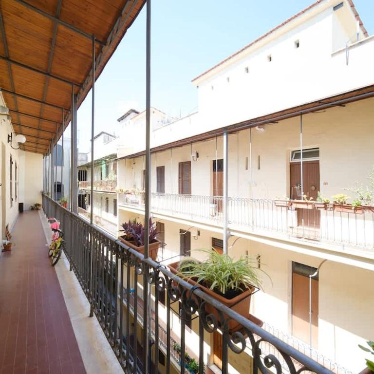 St Lawrence by BuddyRent - Appartamento con 2 Camere da Letto - 1