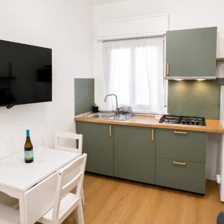 Miramare Apartments - One-Bedroom Apartment - 8