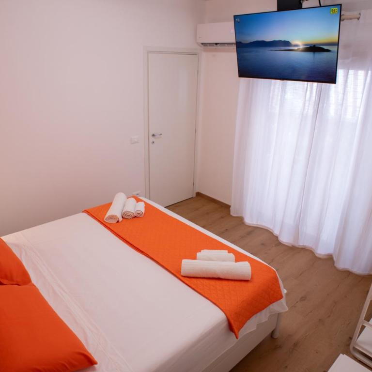 Miramare Apartments - One-Bedroom Apartment - 6