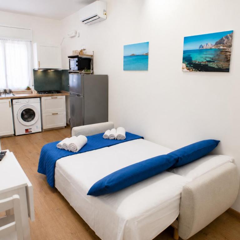 Miramare Apartments - One-Bedroom Apartment - 15