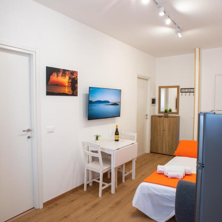 Miramare Apartments - One-Bedroom Apartment - 16