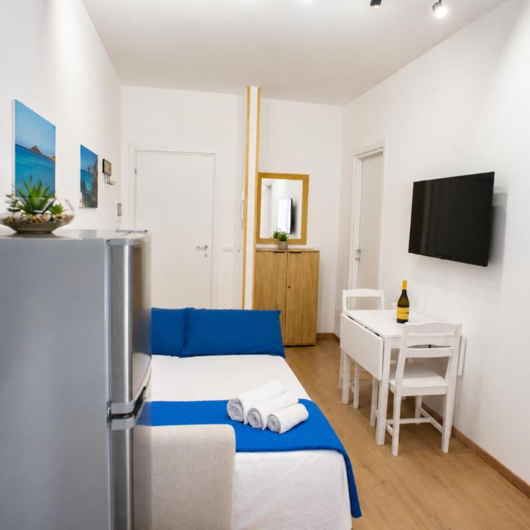 Miramare Apartments - One-Bedroom Apartment - 17