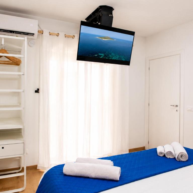 Miramare Apartments - One-Bedroom Apartment - 18