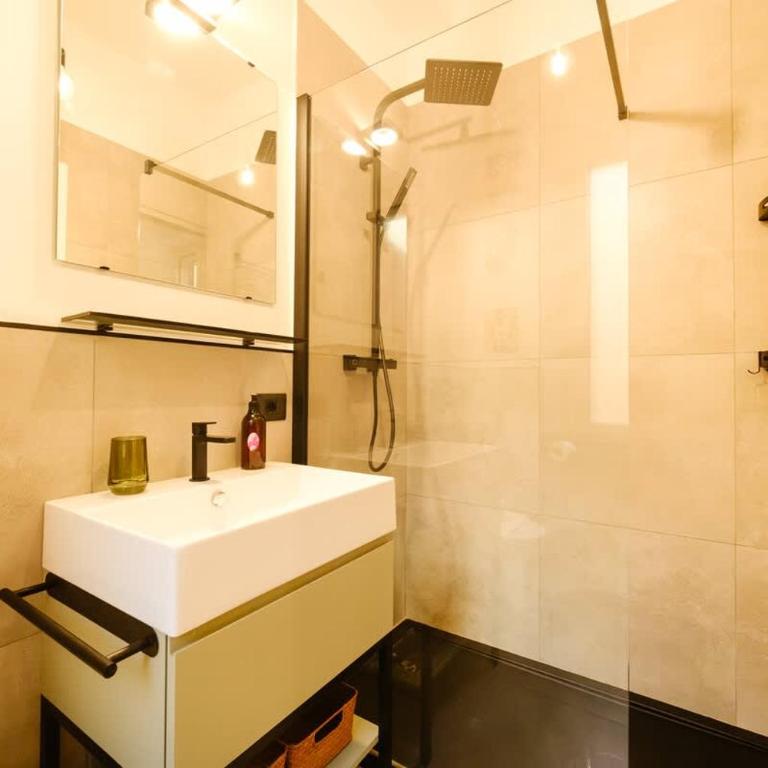 La Casa di Dora by BuddyRent - Appartamento con 1 Camera da Letto - 27