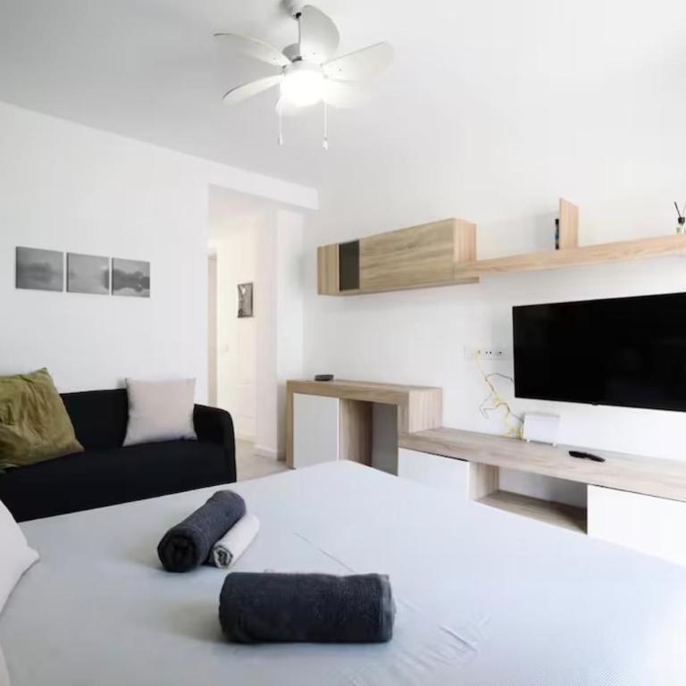 Charming apartment in a building with a pool and terrace - Apartamento de 1 dormitorio - 9
