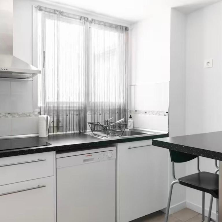 Charming apartment in a building with a pool and terrace - Apartamento de 1 dormitorio - 11