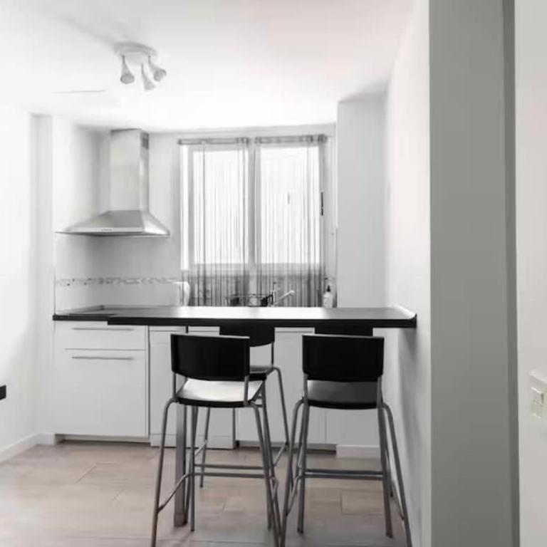 Charming apartment in a building with a pool and terrace - Apartamento de 1 dormitorio - 15