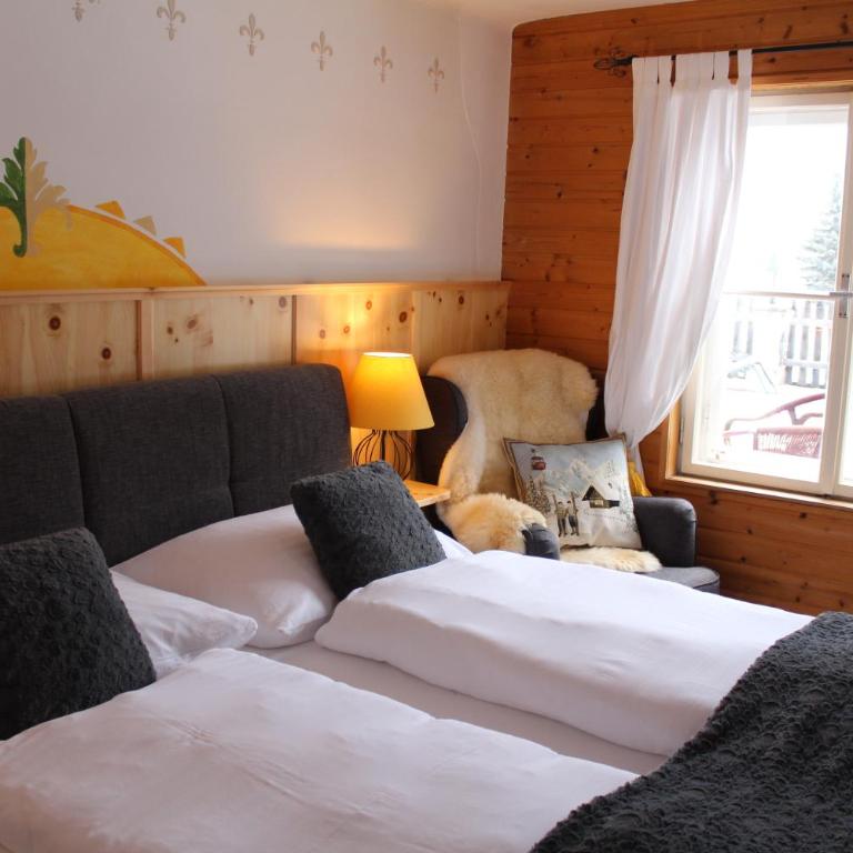 Hotel Schlosswirt - Junior Suite (2 Erwachsene + 2 Kinder) - 4