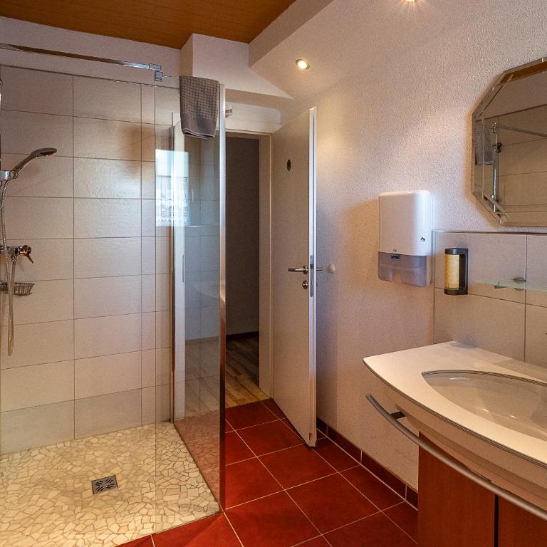 Pension Haus in der Sonne - Doppelzimmer mit Balkon - 4
