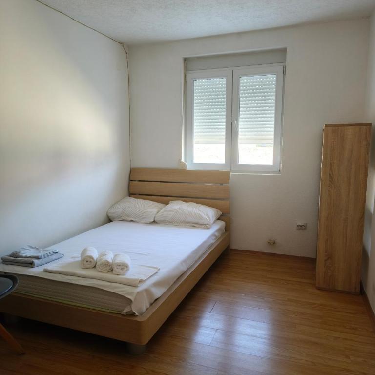 Ilino Pool haus - Apartment mit 2 Schlafzimmern - 28