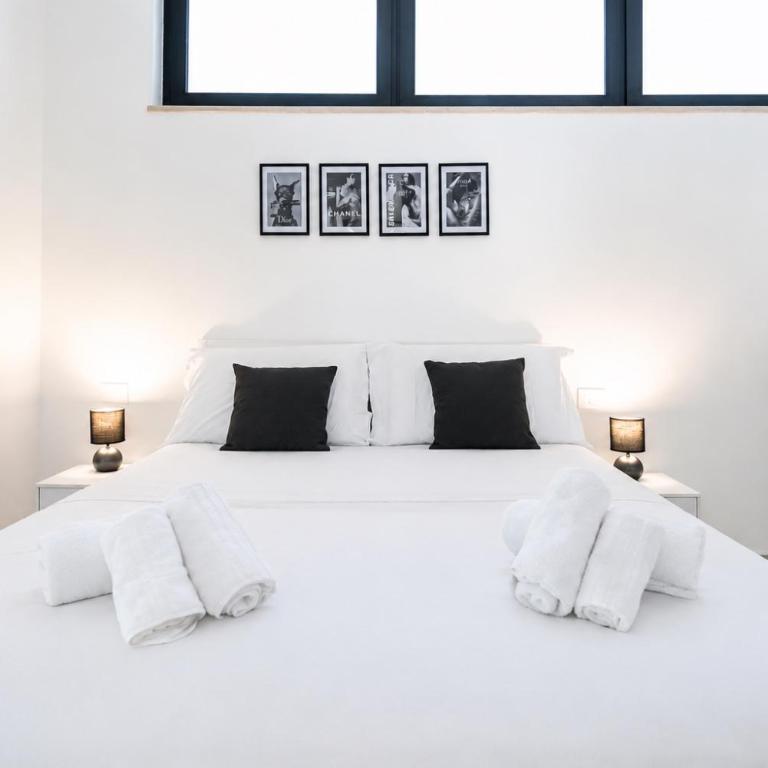 5 min walk to M1 metro - Private Suite - CityLife - Appartamento con 1 Camera da Letto - 1
