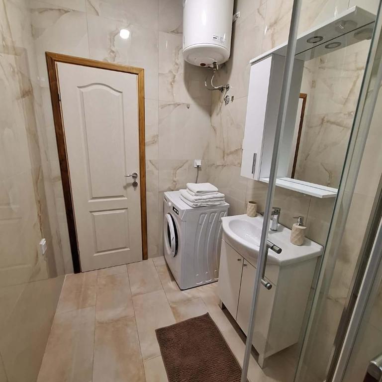 Apartments Ana 2 - Apartman sa 1 Spavaćom Sobom - 9