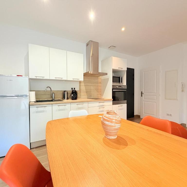 Charmant T2 terrasse, plage à pied, parking - Appartement 1 Chambre - 12
