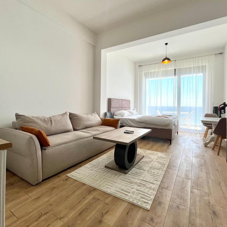 Waterfront Studio Apartment with Fantastic Sea View - Studio - Vue sur Mer - 4
