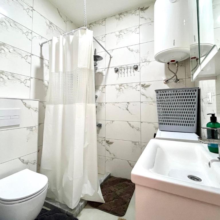 Waterfront Studio Apartment with Fantastic Sea View - Studio - Vue sur Mer - 13