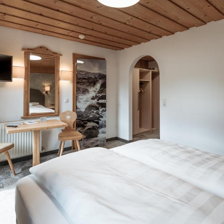 Haus Wildschütz by Hotel Tirolerhof - Doppelzimmer - 7