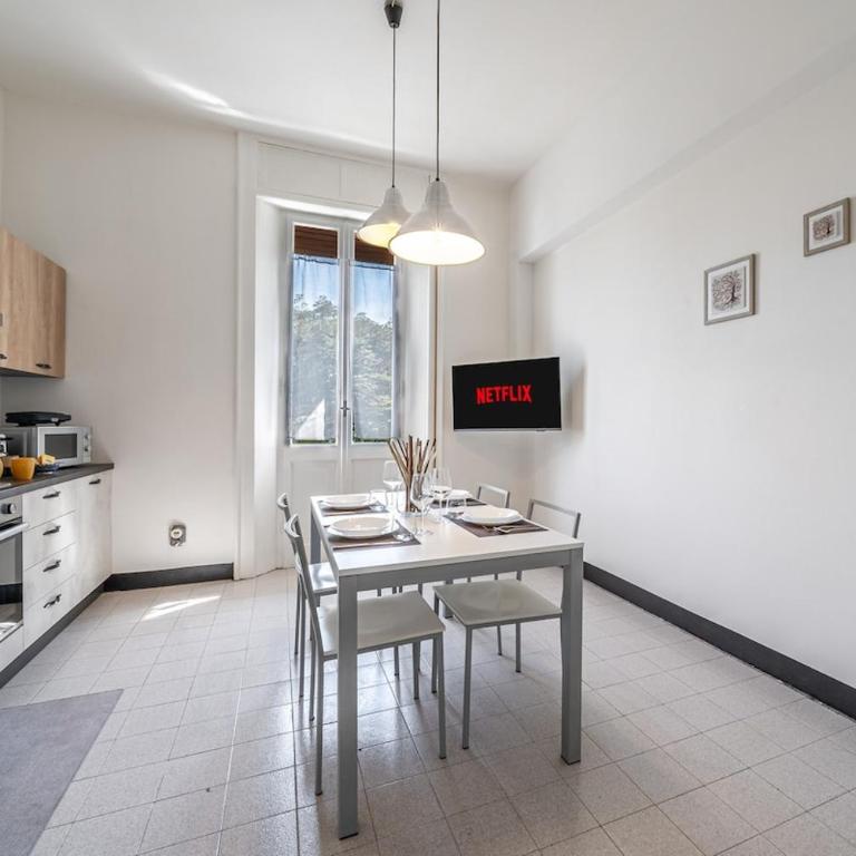 Next stop Modena - 3 bedrooms facing the station - Appartamento con 3 Camere da Letto - 14