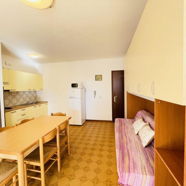 Spacious apartment with large balcony - Appartamento - 2