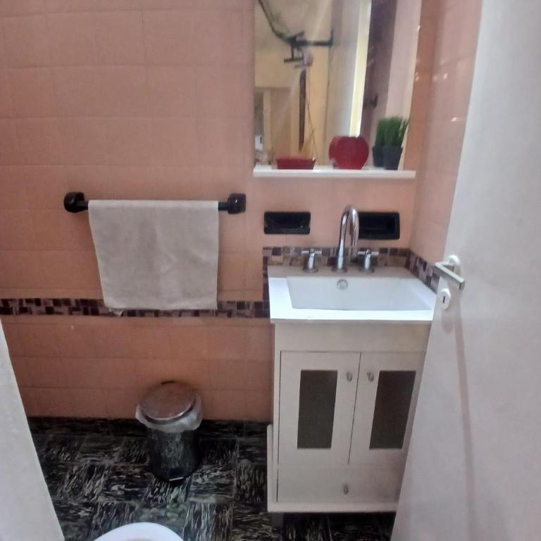 Depto Sarmiento zona Aldrey para 3 personas - Apartamento - 8