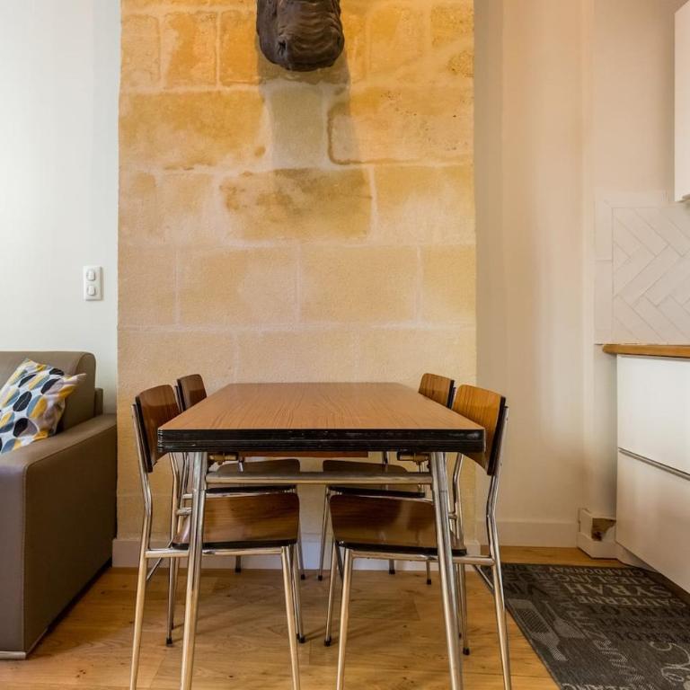 Appartement quartier St Michel climatisé près des quais avec parking - Appartement - Rez-de-Chaussée - 5