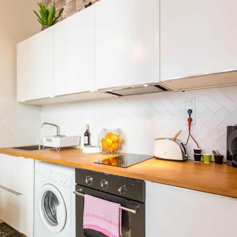 Appartement quartier St Michel climatisé près des quais avec parking - Appartement - Rez-de-Chaussée - 8