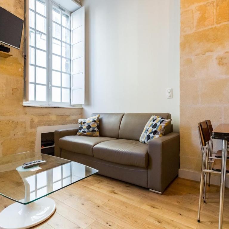 Appartement quartier St Michel climatisé près des quais avec parking - Appartement - Rez-de-Chaussée - 9