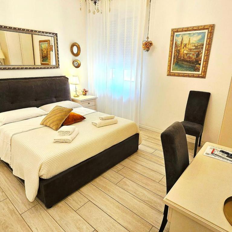 Piccolo Mondo Verona 'Deluxe Suite & Rooms' - Camera Matrimoniale Superior - 2
