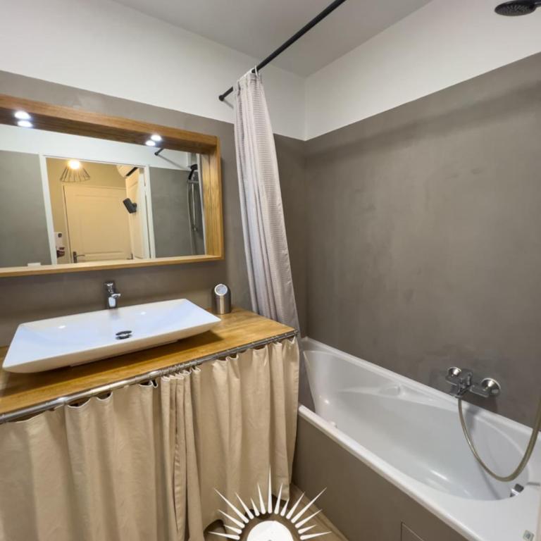 LE PATIO VAUBAN Airco Garage for 4 by SUNSET - Apartamento - 51
