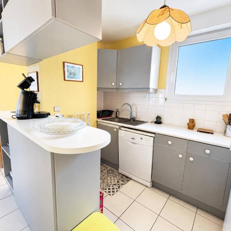 CR100-603 Appartement 5 pièces- PORT- CANET EN ROUSSILLON - Appartement 4 Chambres - 5