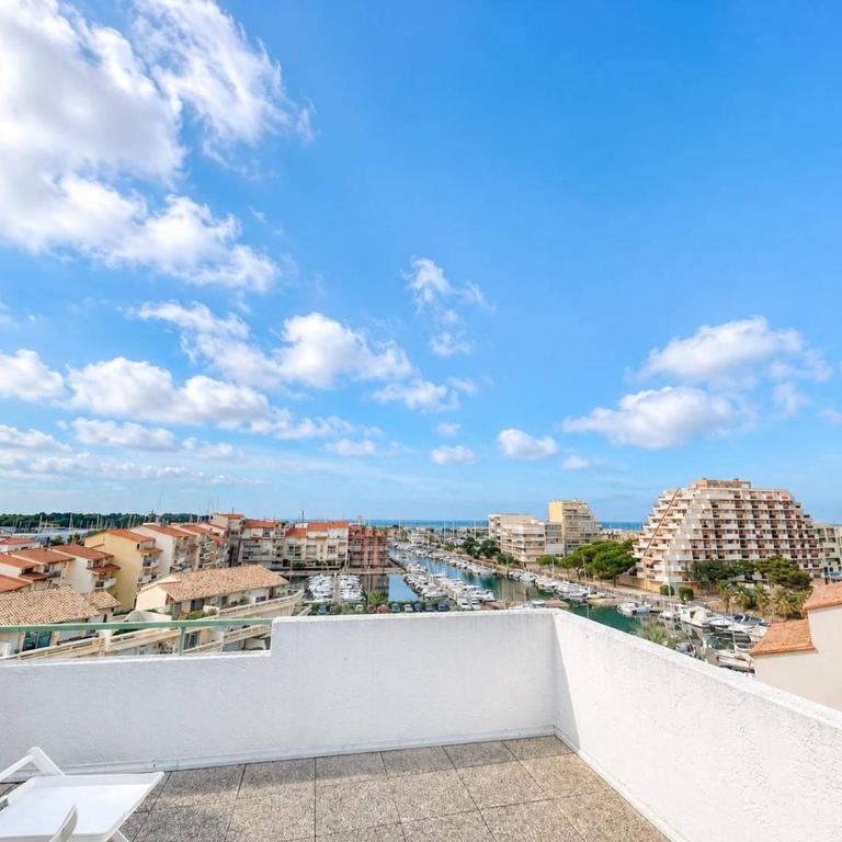 CR100-603 Appartement 5 pièces- PORT- CANET EN ROUSSILLON - Appartement 4 Chambres - 16