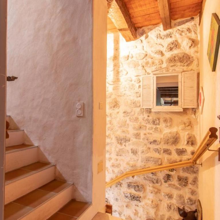 Les Gîtes Chapô Julô - Maison 4 Chambres - 24