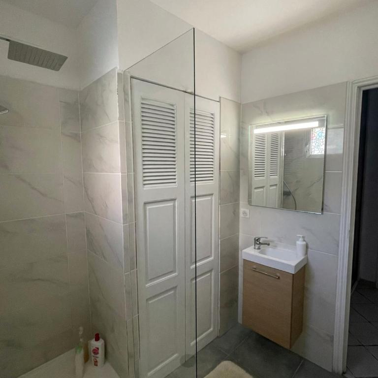 Hypercentre Proche Plage Parking Gratuit - Appartement 1 Chambre - 8