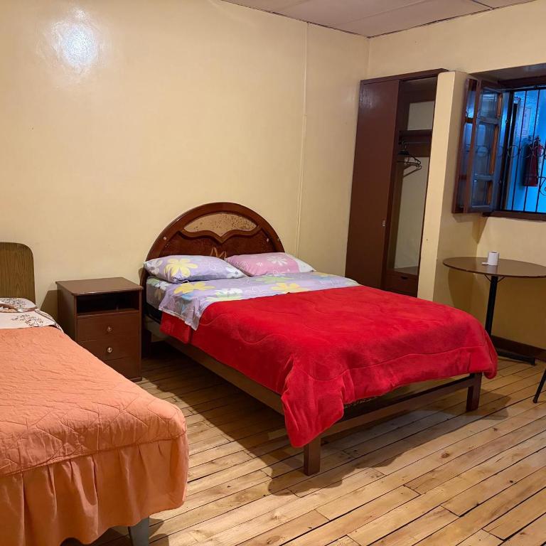 Hostal Mediodía MATRIZ - Habitación Doble - 2 camas - 2
