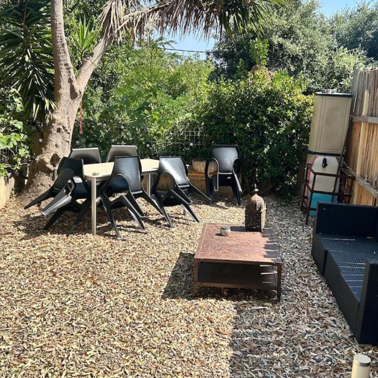 Studio en duplex avec jardin à 5 min de la mer - Appartement 2 Chambres - 9