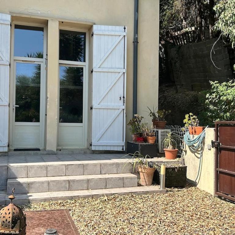 Studio en duplex avec jardin à 5 min de la mer - Appartement 2 Chambres - 14