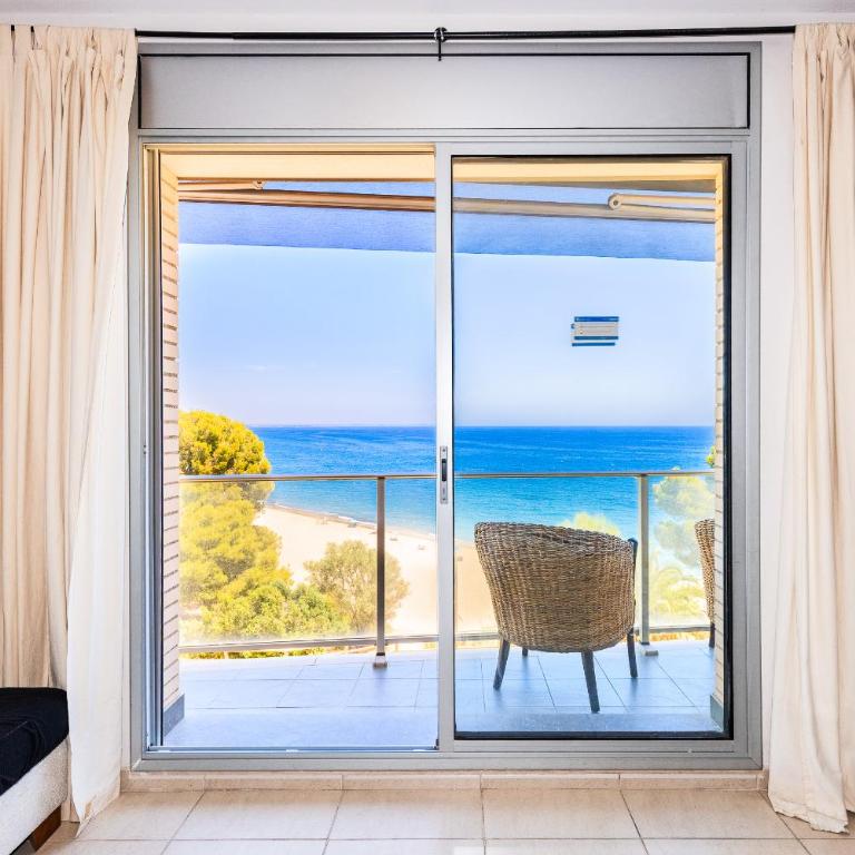 UHC Panoramic Family Complex - Two-Bedroom Apartment - 9
