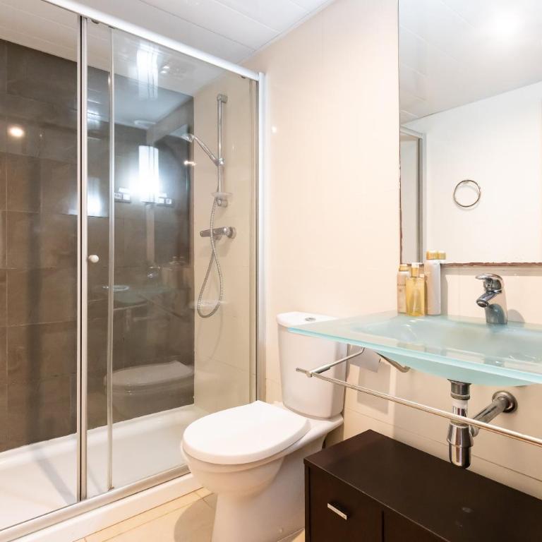UHC Panoramic Family Complex - Two-Bedroom Apartment - 26