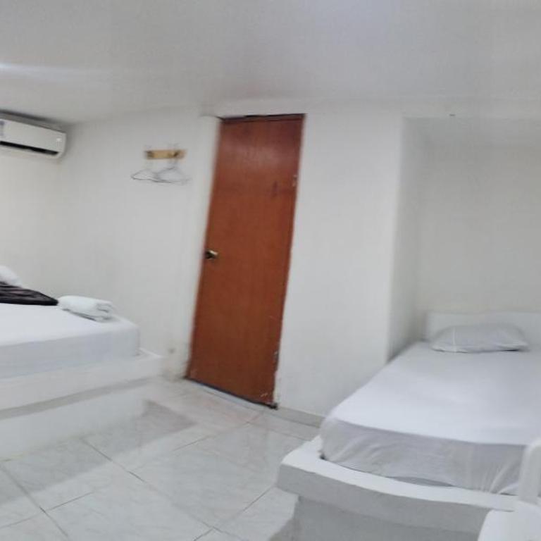 Las Cascadas Hostel - Family Room - 1