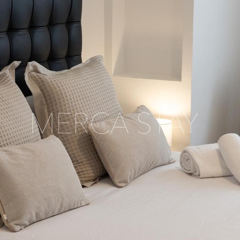 Prime spot on Sitges' iconic street - Three-Bedroom Apartment - 11