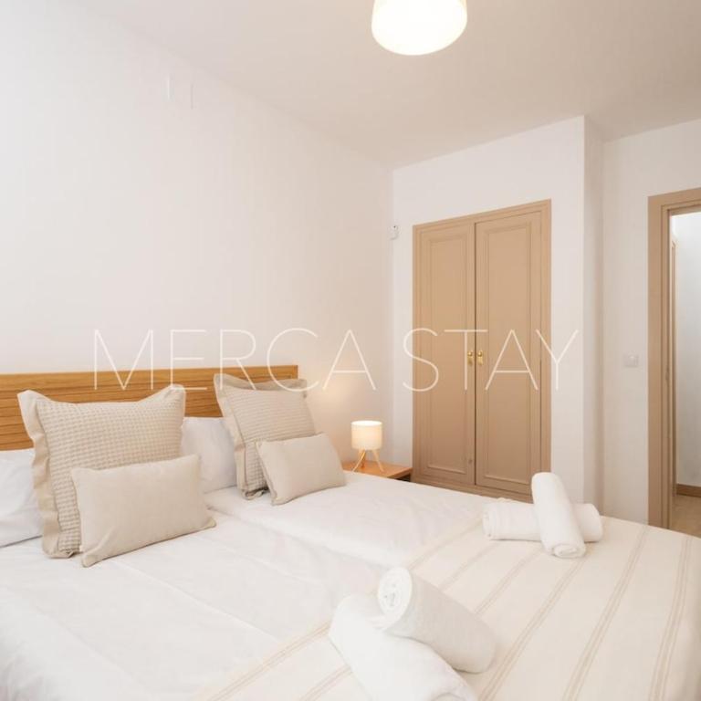 Prime spot on Sitges' iconic street - Three-Bedroom Apartment - 14