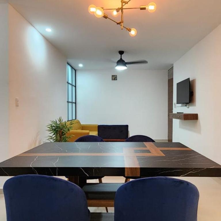 Apartment 2 blocks from clinics and squares - Two-Bedroom Apartment - 14
