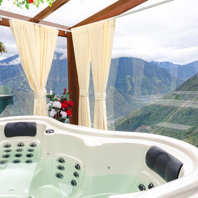 Pachamama Ecolodge Baños de Agua Santa - Ecuador - Suite Deluxe con bañera de hidromasaje - 3